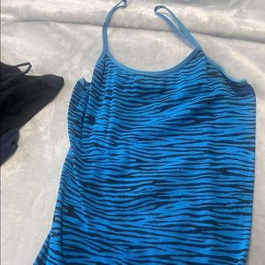Blue tiger stripe tank. Size L